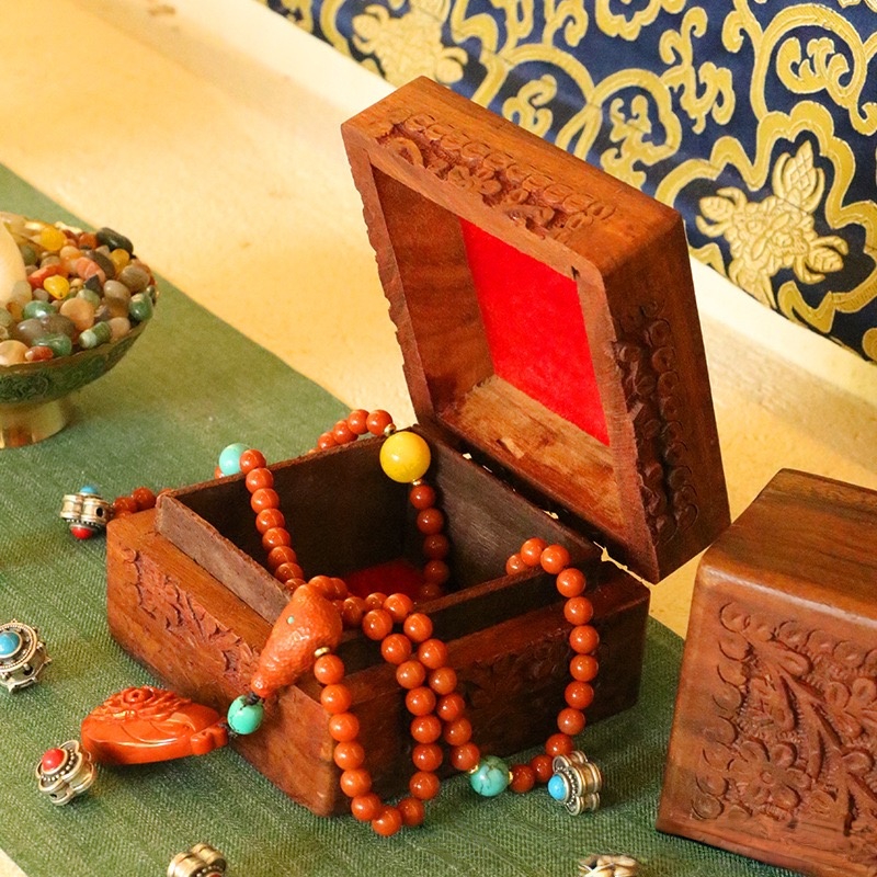 IMG_2027 Nepalese log storage box - Image 1